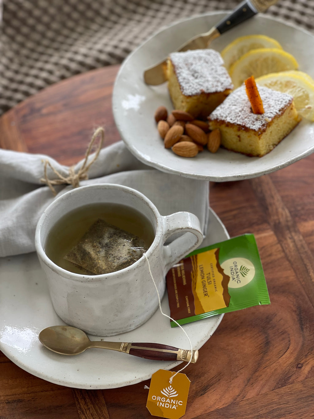 Organic India Tulsi Lemon Ginger, Tulsi tea, organic tea, tulsi, herbal tea, herbal infusions, sleep tea, turmeric tea, ashwagandha, holy basil, holy basil tea, green tea, lemon ginger tea, tea for sleep, moringa, ORGANIC INDIA, ORGANIC INDIA Australia, herbal supplements